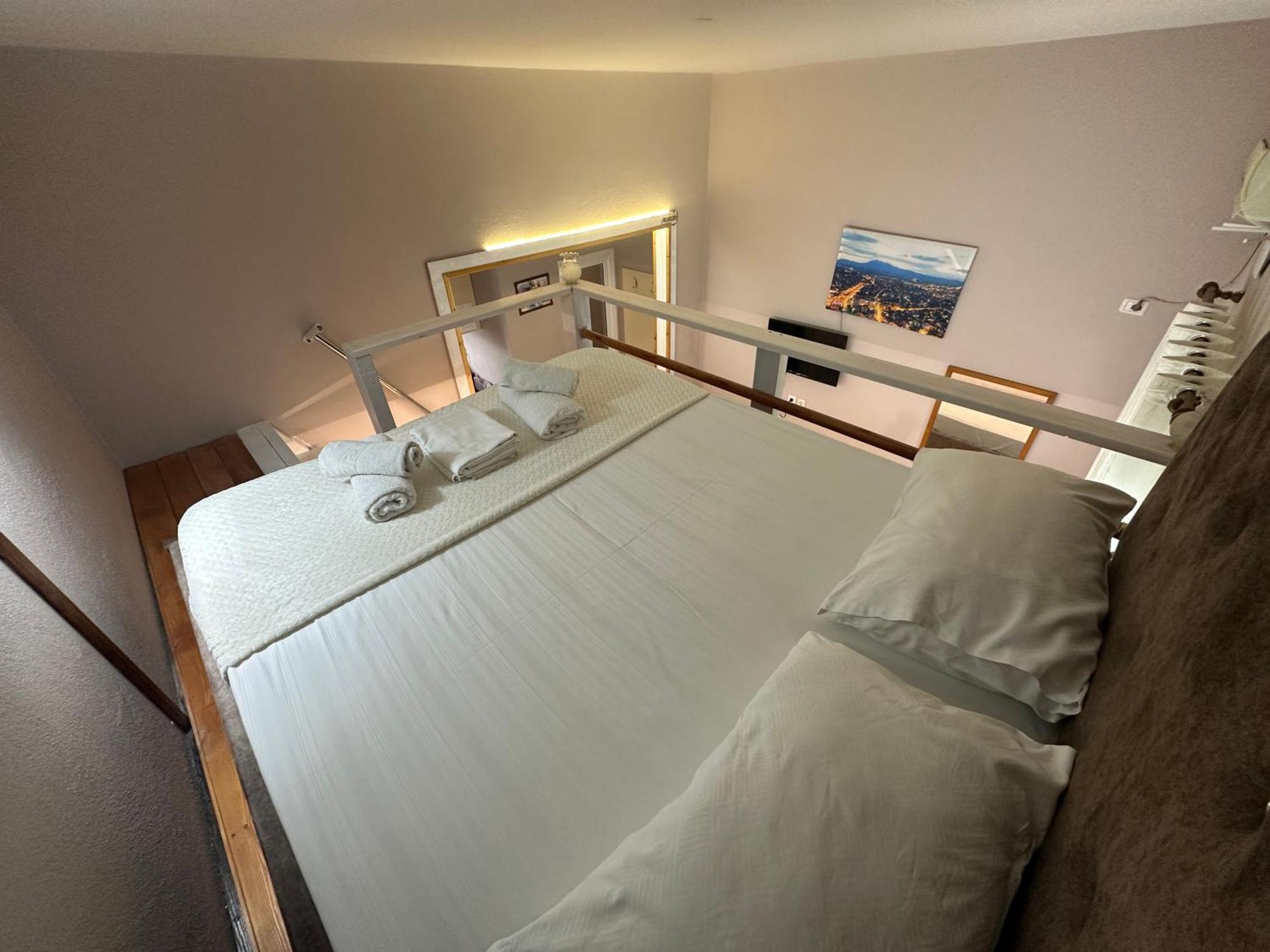 Anel Suites Vlorë Exteriör bild