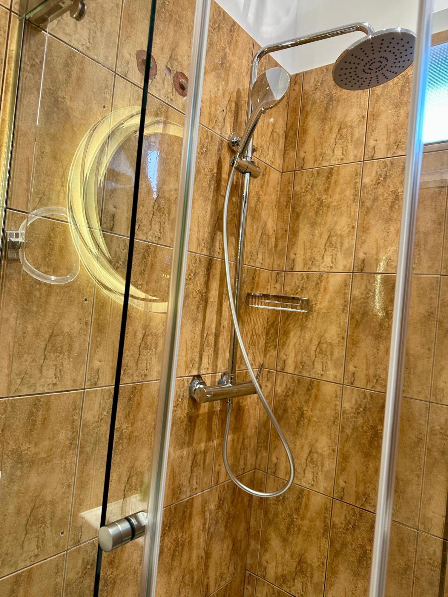 Anel Suites Vlorë Exteriör bild